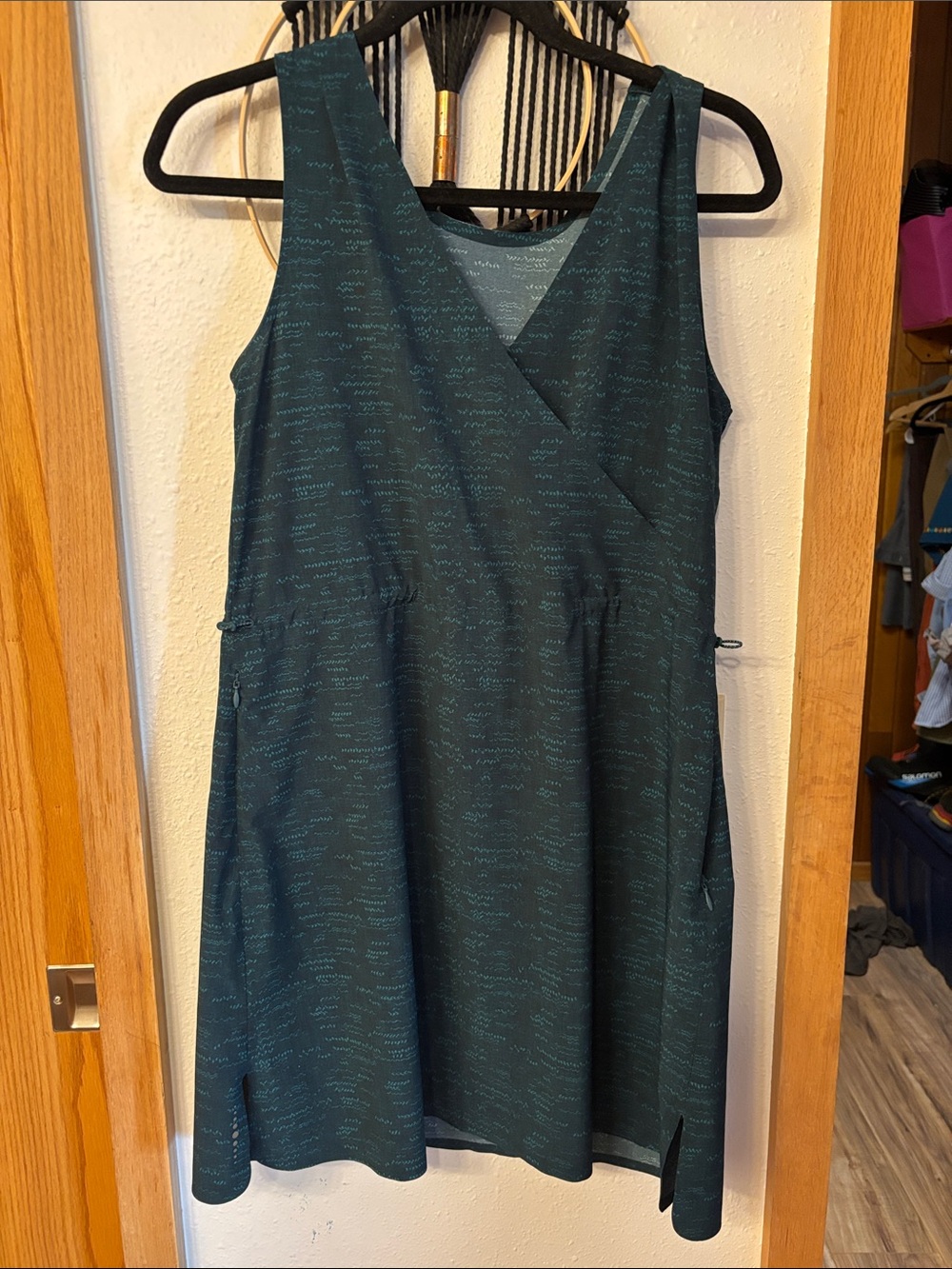 Title Nine Teal Textured Faux-Wrap Sleeveless Dress